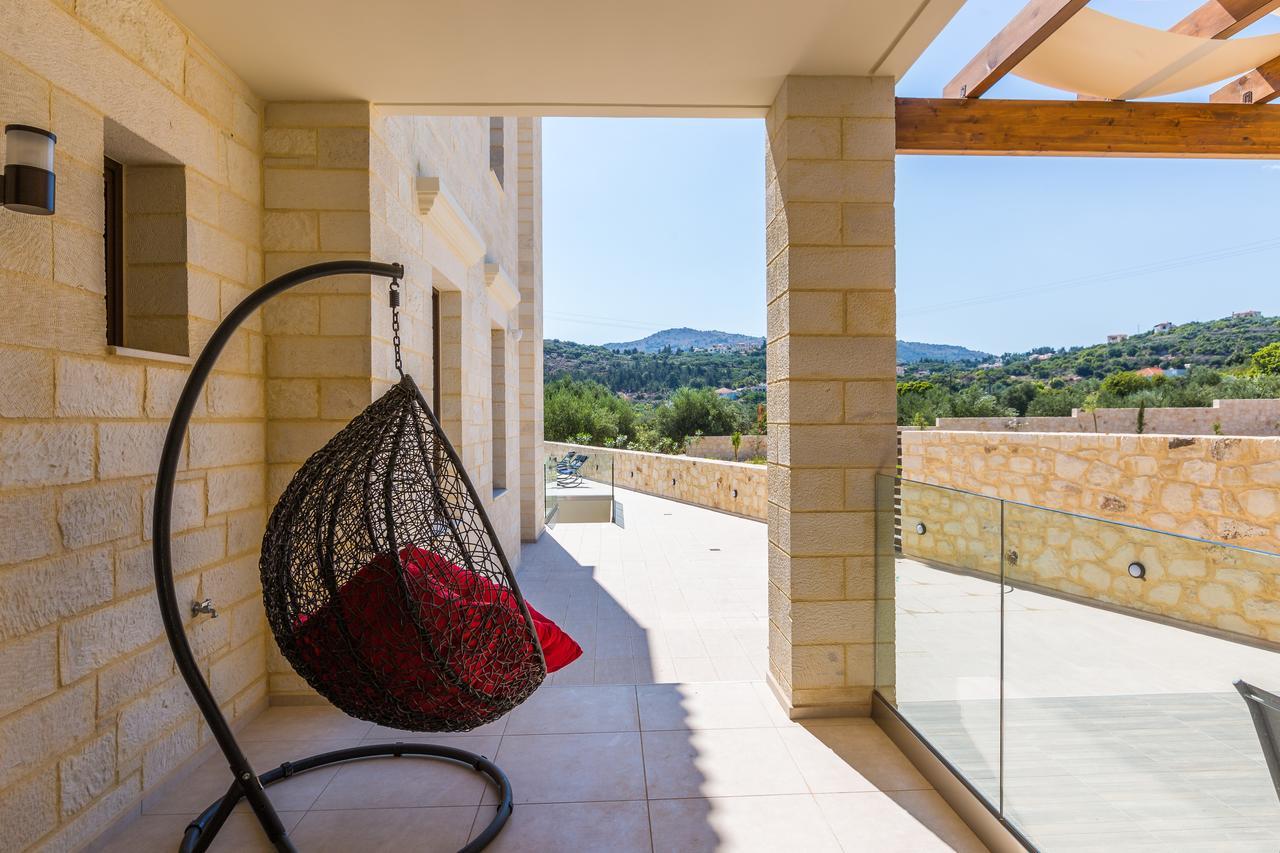Eudora Luxury Stone Villa 알미리다 외부 사진