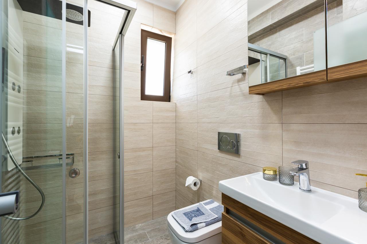 Eudora Luxury Stone Villa 알미리다 외부 사진