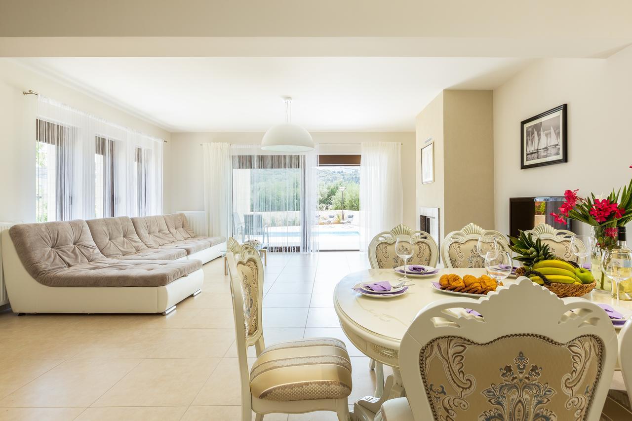 Eudora Luxury Stone Villa 알미리다 외부 사진