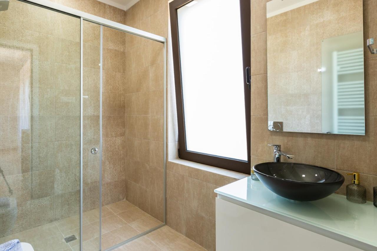 Eudora Luxury Stone Villa 알미리다 외부 사진