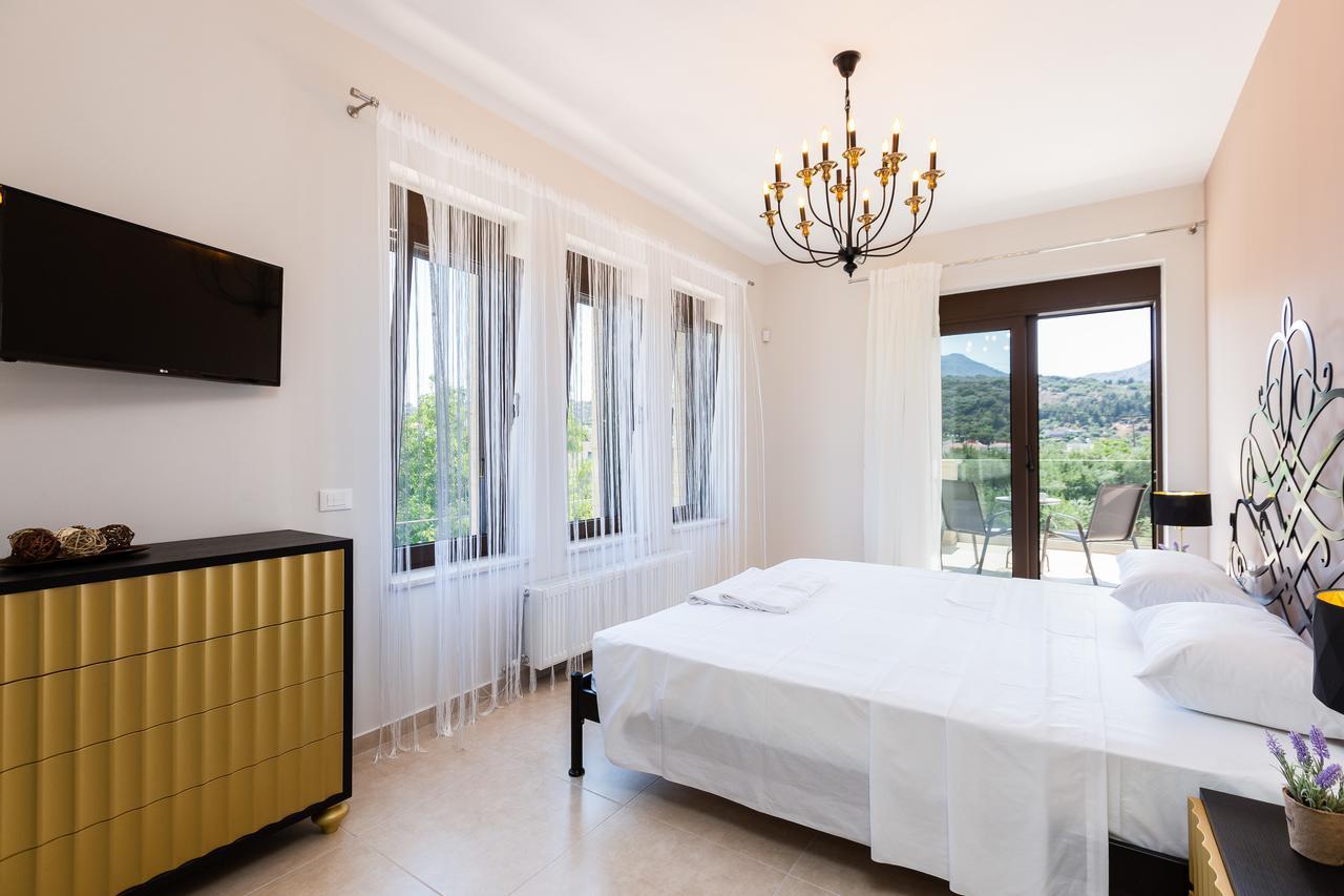 Eudora Luxury Stone Villa 알미리다 외부 사진
