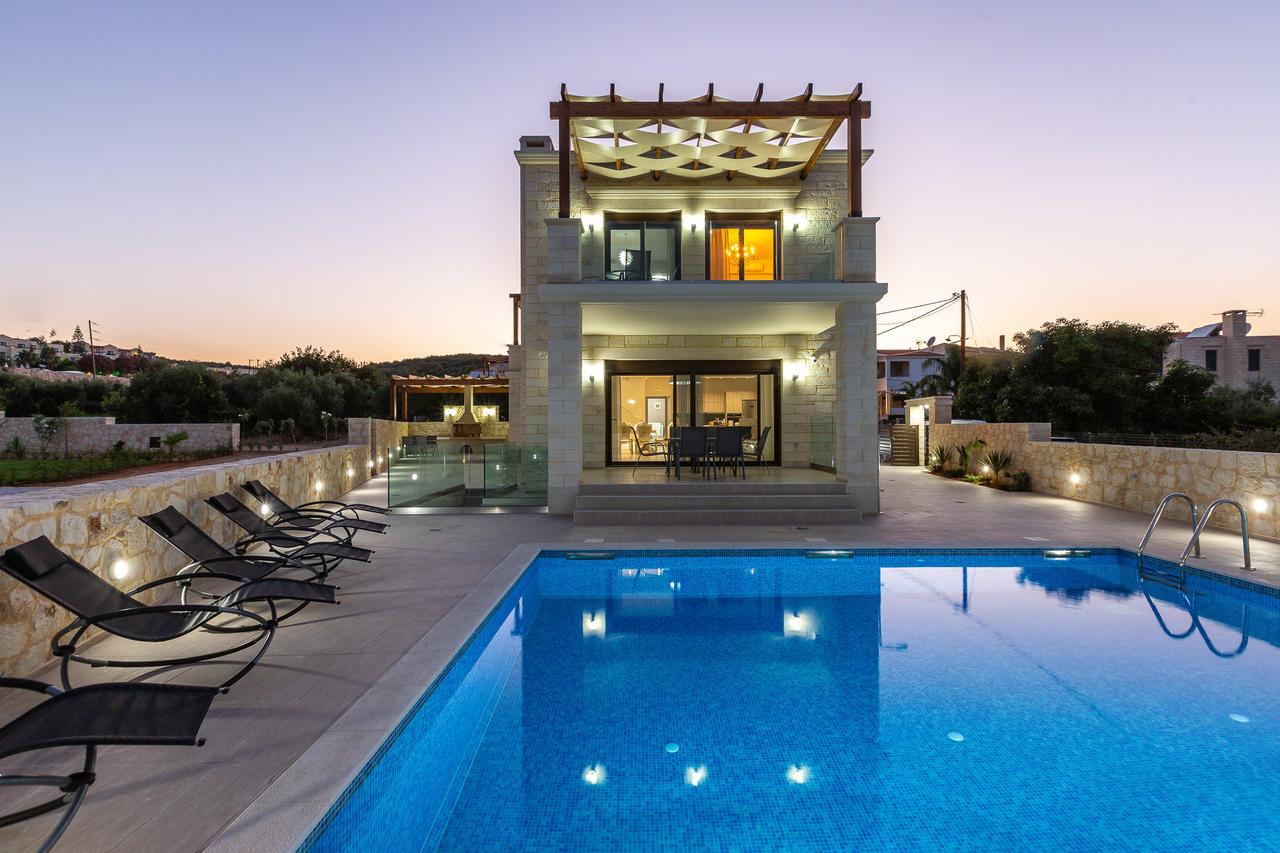 Eudora Luxury Stone Villa 알미리다 외부 사진